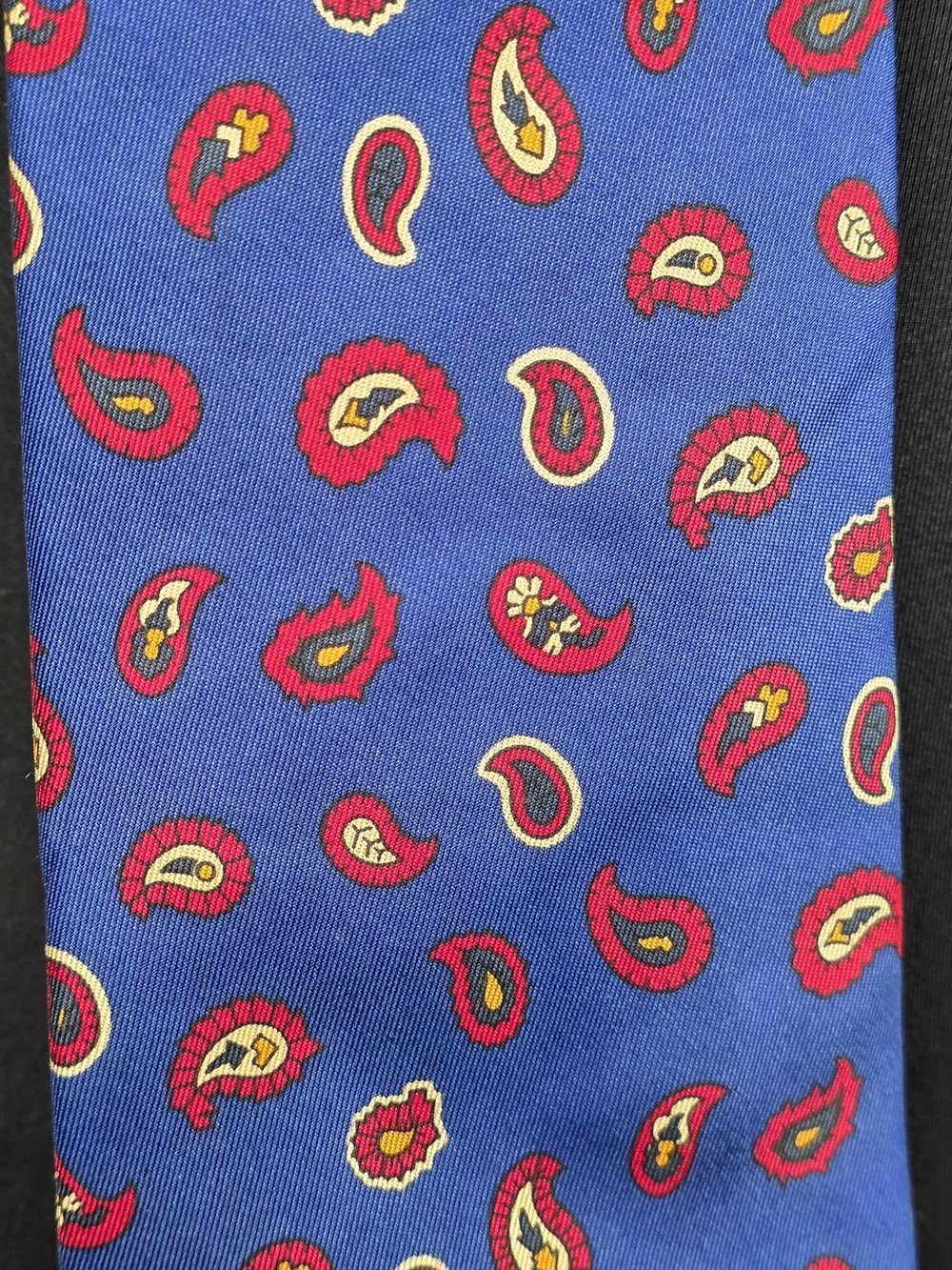 Vintage Façonnable 100% Silk Italian Paisley Tie